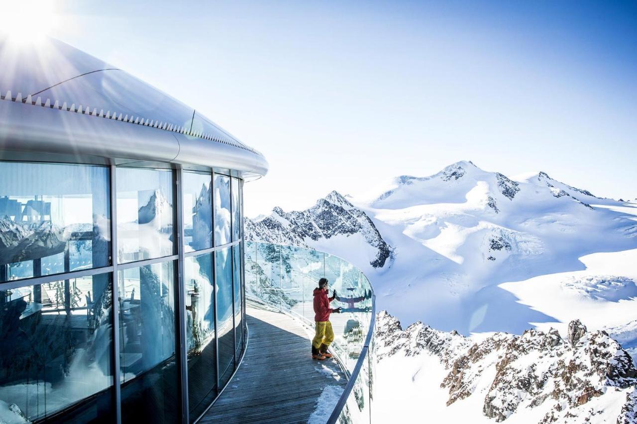 Hotel Vier Jahreszeiten St. Leonhard im Pitztal Exterior foto