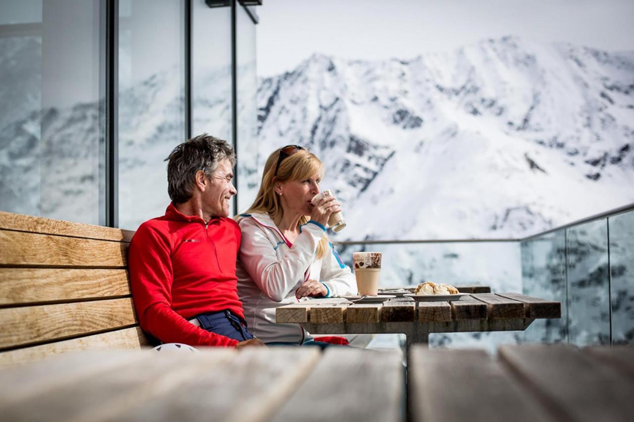 Hotel Vier Jahreszeiten St. Leonhard im Pitztal Exterior foto